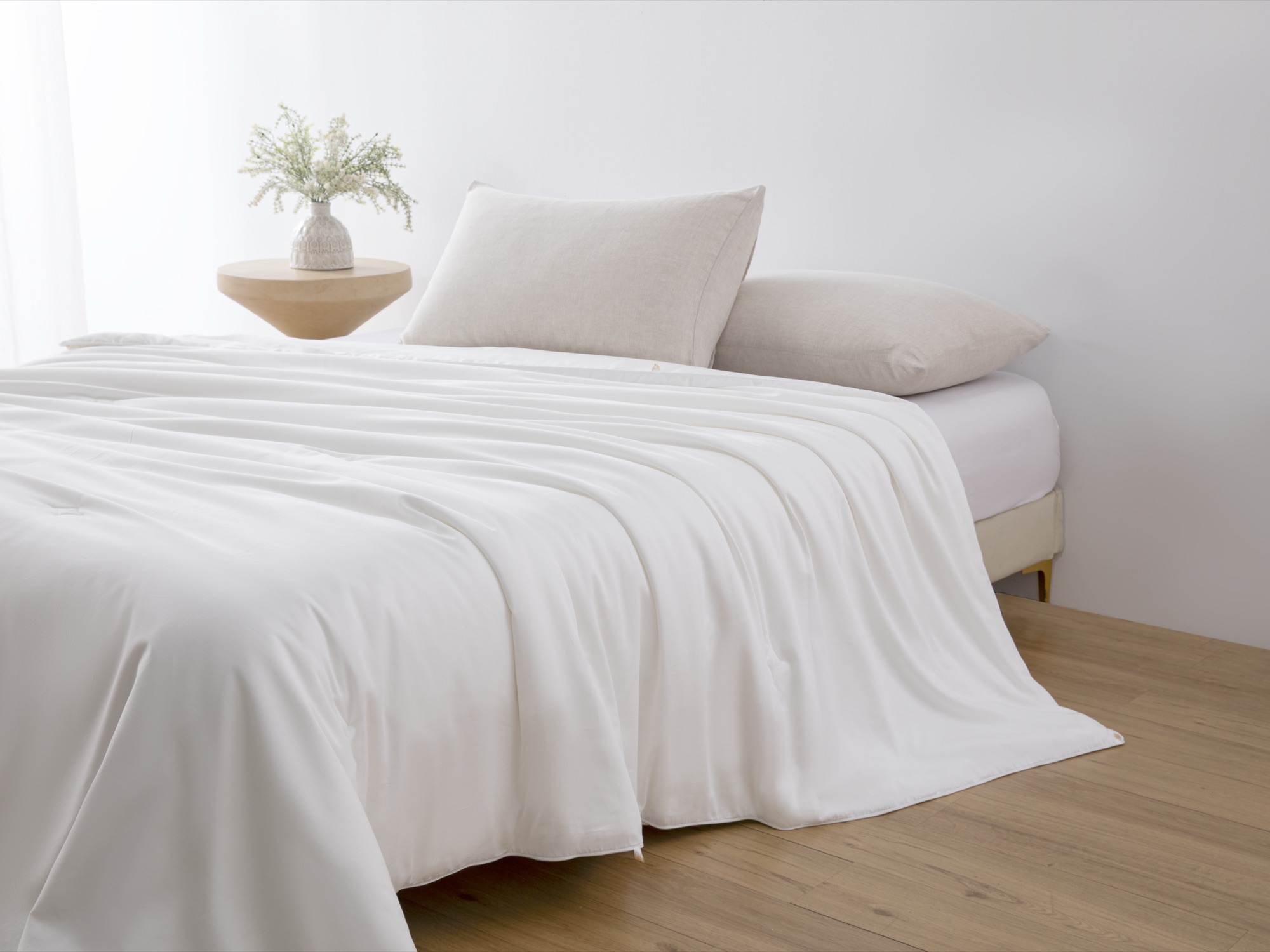Silk comforters and filled bedding